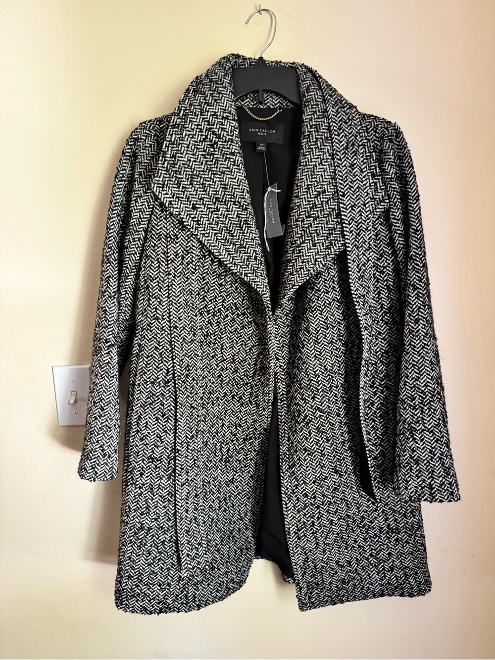 Ann Taylor Black & White Herringbone Draped Pea Coat